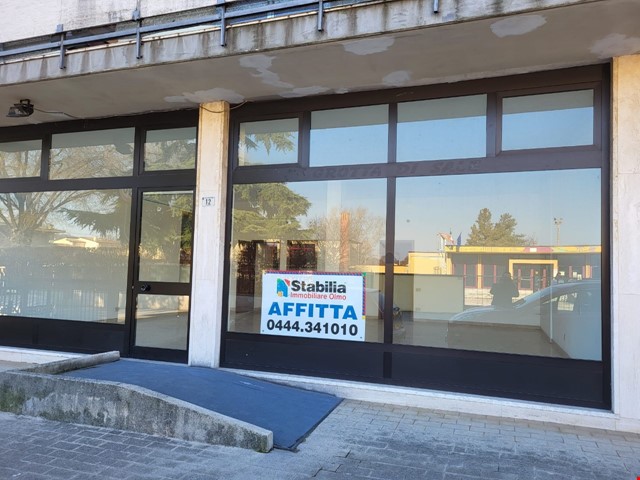 Locale commerciale Negozio in locazione a Montecchio Maggiore (VI) ALTE CECCATO
